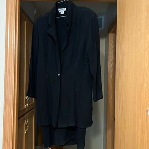 Wayne diamond designs size 16 2 piece dress